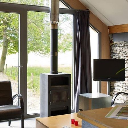 Rustig Gelegen Gite Nabij Houffalize Exteriör bild